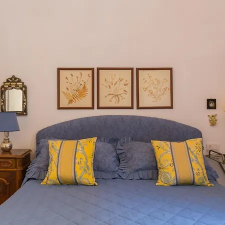 דירה Casa Fiorita נאפולי