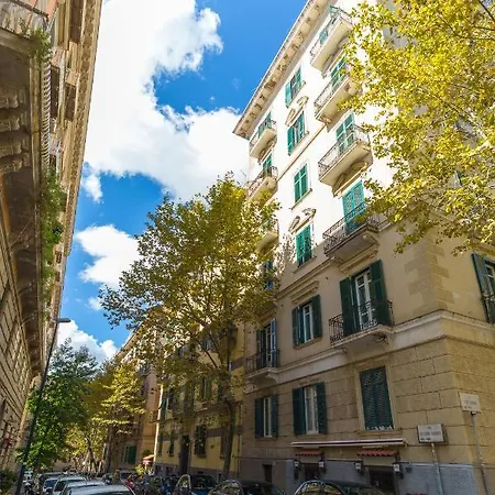 Casa Fiorita * Neapol